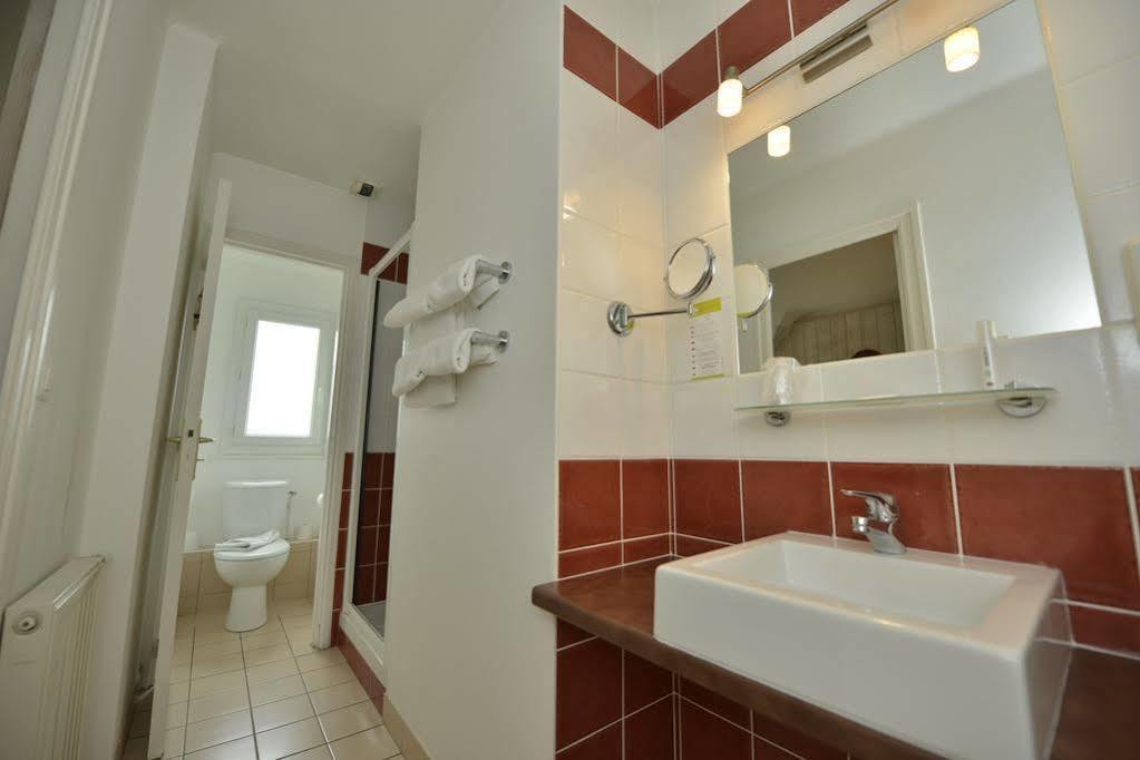 Hotel Brit Des Halles 3*