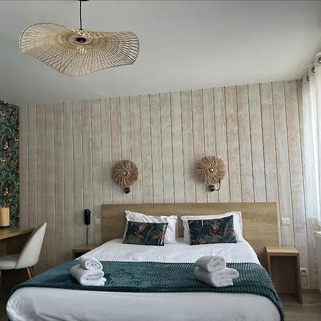 Brit Hotel des Halles Concarneau Kamer foto